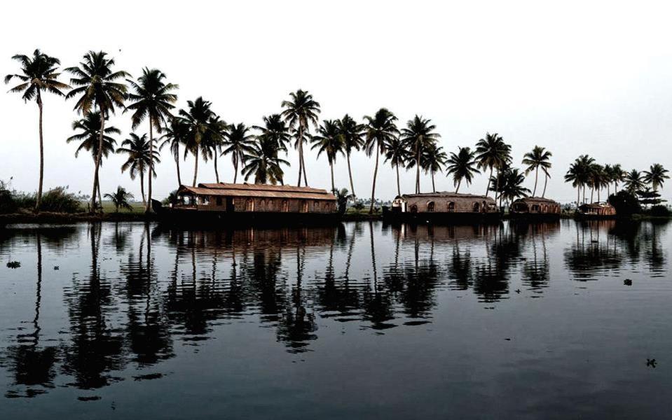 Sea Breeze Beach Home Alappuzha 외부 사진