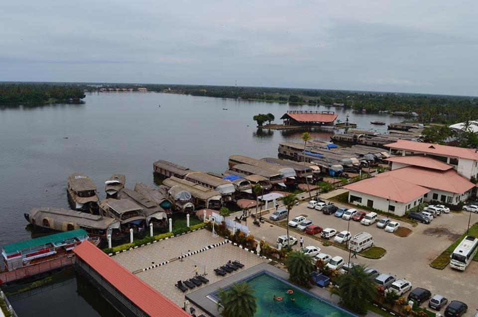 Sea Breeze Beach Home Alappuzha 외부 사진