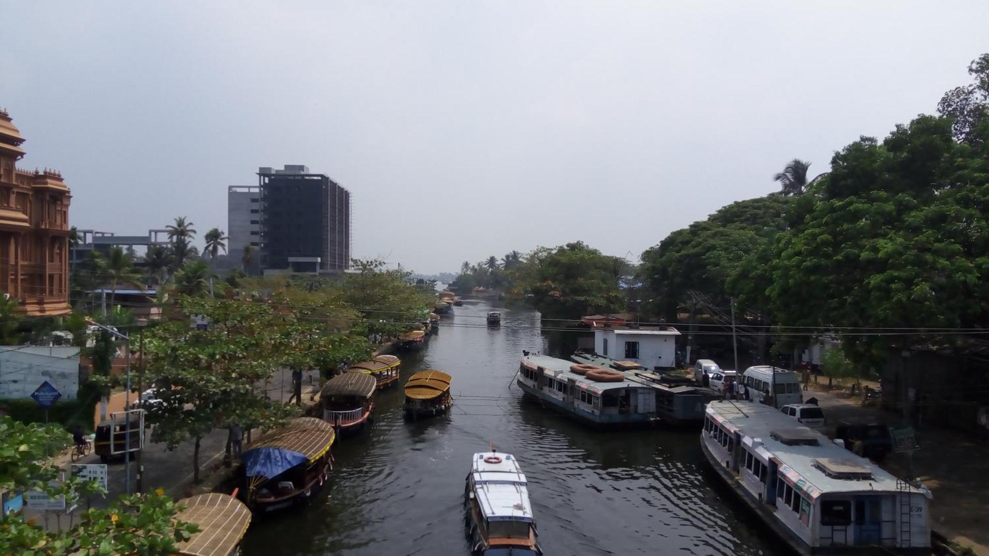Sea Breeze Beach Home Alappuzha 외부 사진